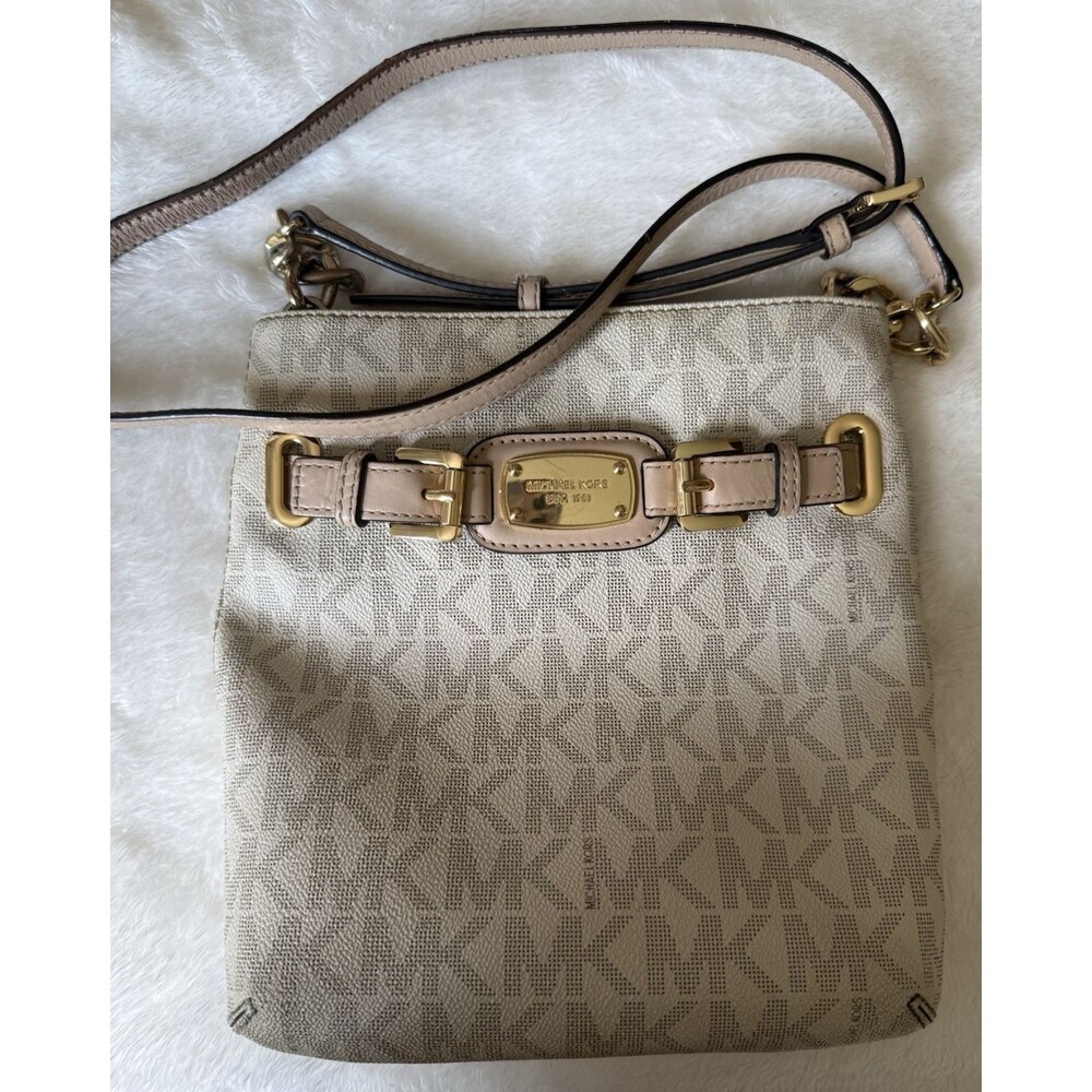 Women’s Michael Kors White Crossbody Purse